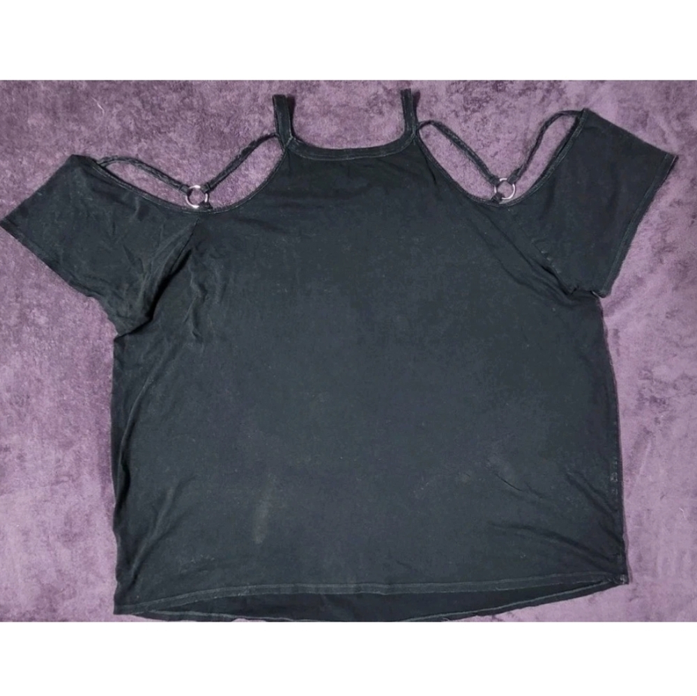 Torrid Black Sleeveless Graphic Cut-Out Tee - Picture 2 of 4